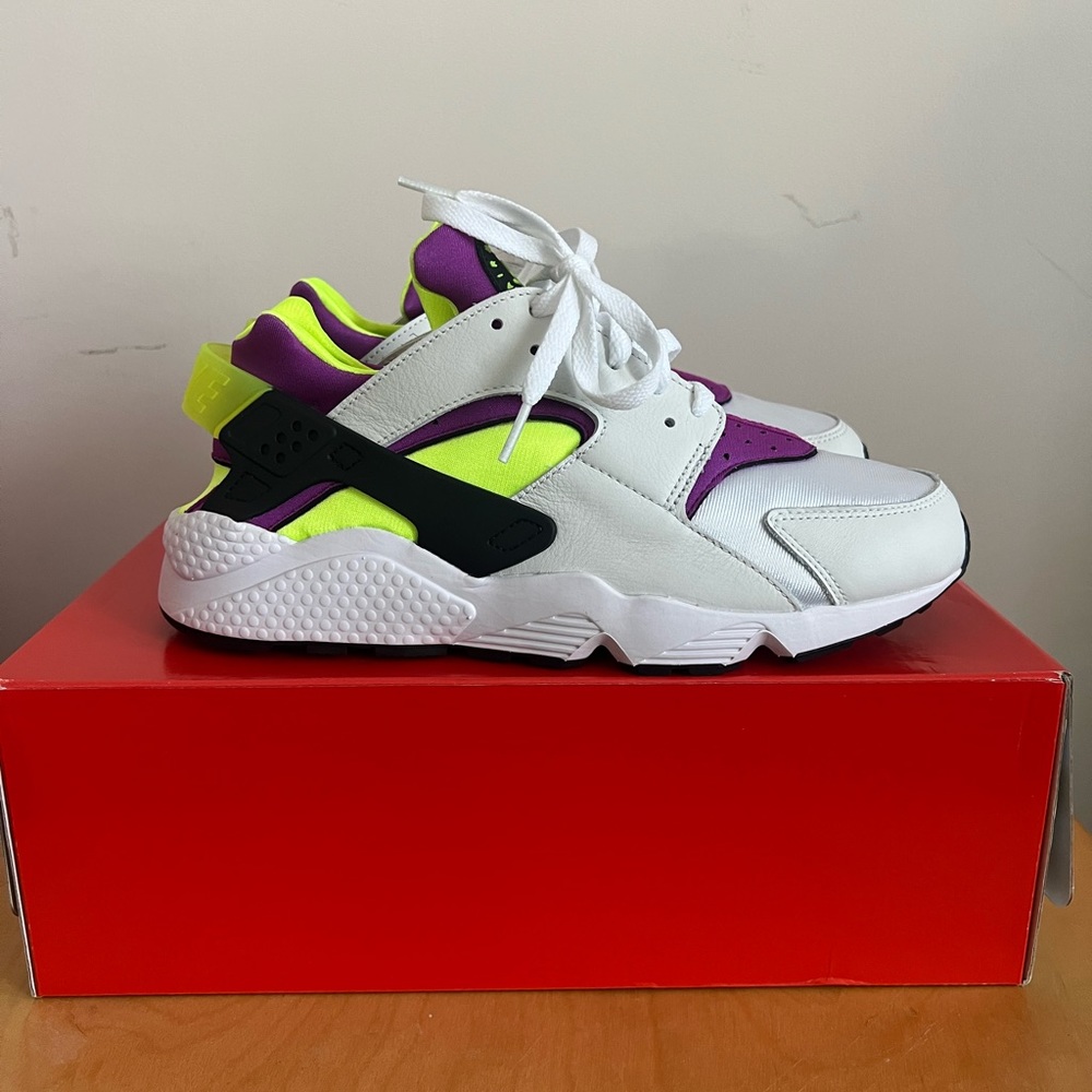Nike Air Hurache Brand New Size 10.5 - image 4